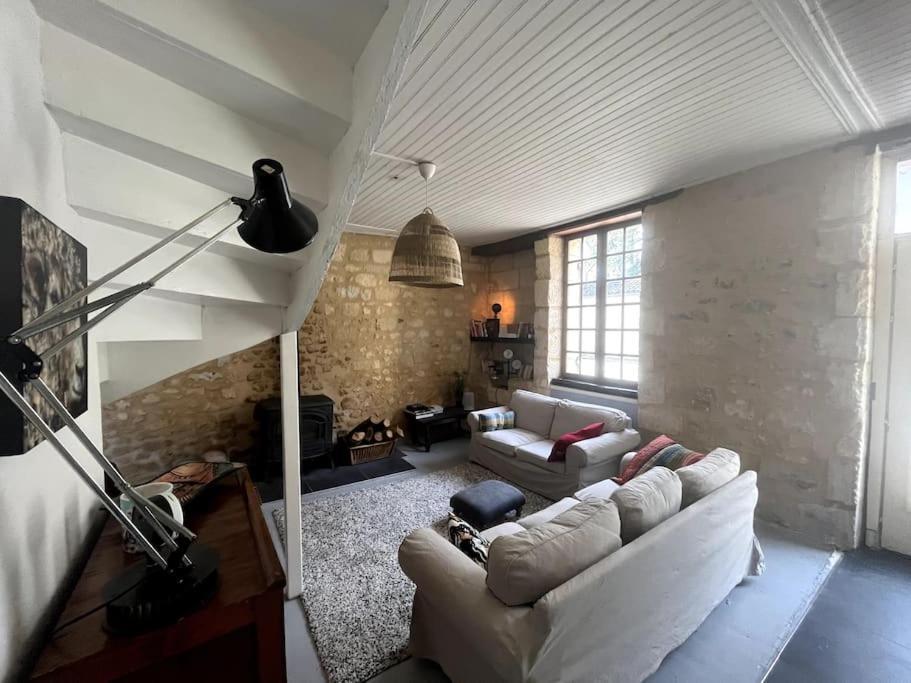 Cozy Town Centre Cottage Beaumont-en-Perigord Bagian luar foto